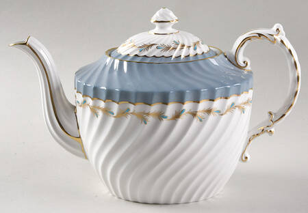 Marjorie Teapot & Lid
