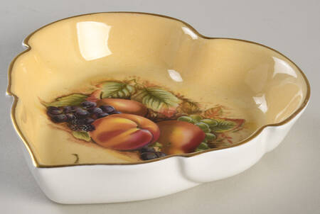 Orchard Gold Small Leaf Dish by John  Aynsley & Sons