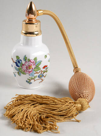 Pembroke (Gold Trim) Atomizer by John  Aynsley & Sons
