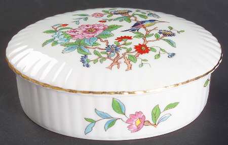 Pembroke (Gold Trim) Oval Box & Lid by John  Aynsley & Sons