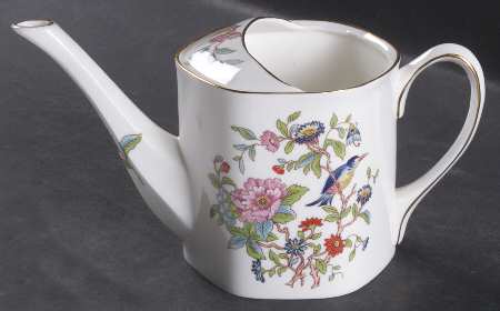 Pembroke (Gold Trim) Water Can by John  Aynsley & Sons
