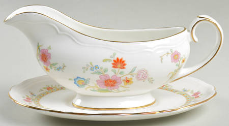 Shangri-La Gravy Boat & Underplate