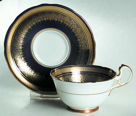 Footed Cup & Saucer Set