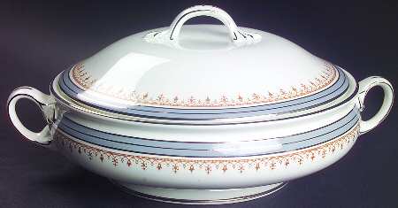 Silver Shadow Round Covered Vegetable