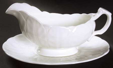 Snow Crocus Gravy Boat & Underplate