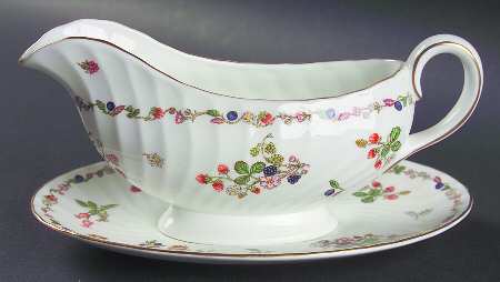 Somerset Gravy Boat & Underplate