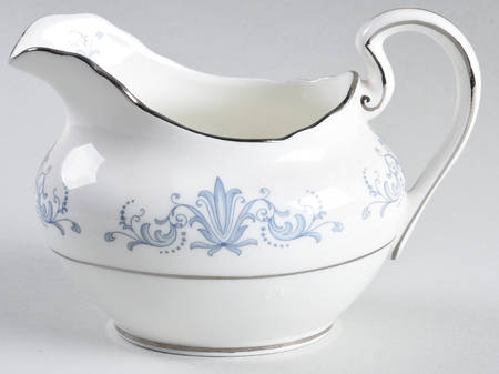 Venetian (Scalloped) Creamer