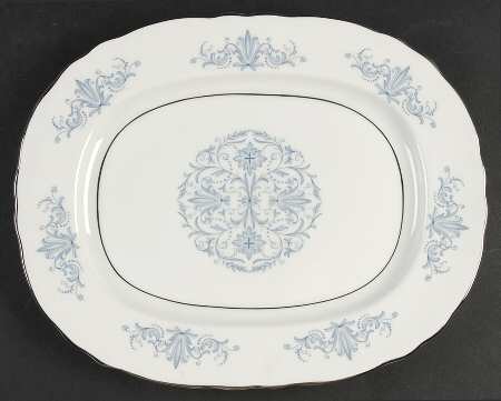 Venetian (Scalloped) 13" Oval Serving Platter