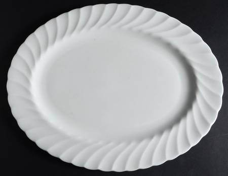Whisper All White 15" Oval Serving Platter