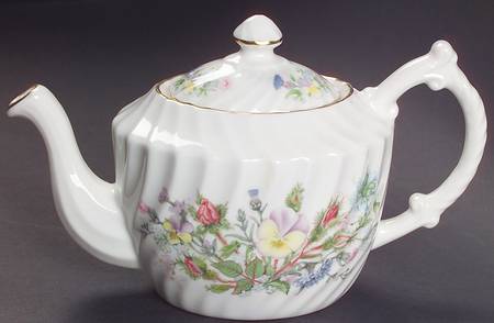 Wild Tudor Individual Teapot & Lid
