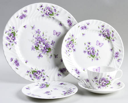 Wild Violets 5 Piece Place Setting