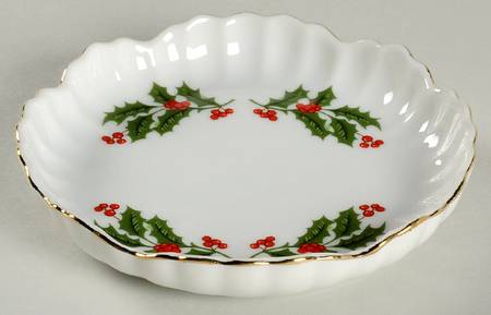 Christmas Holly (Porcelain) Nut Dish