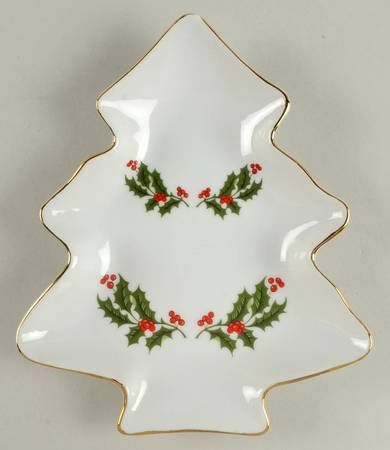 Christmas Holly (Porcelain) Small Tree Shaped Dish
