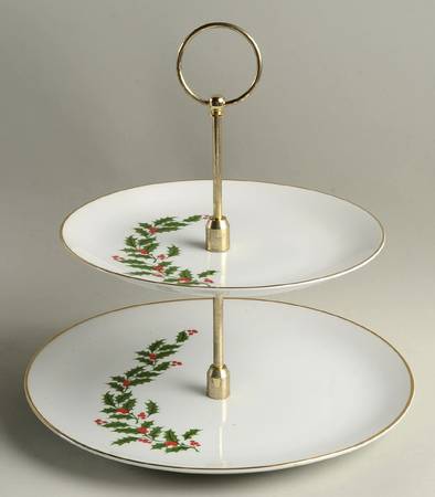 Christmas Holly (Porcelain) 2 Tiered Serving Tray (Dinner & Salad Plate)