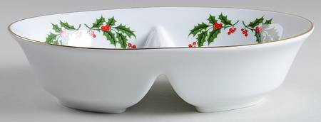 Christmas Holly (Porcelain) 10" Oval Divided Vegetable Bowl
