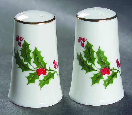 Christmas Holly (Porcelain) Salt & Pepper Set