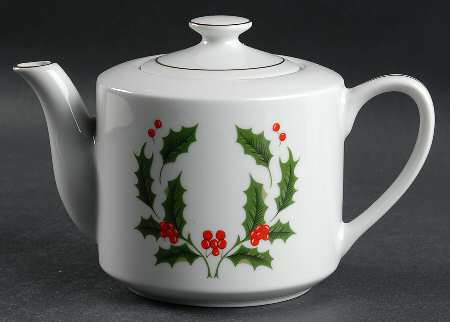 Christmas Holly (Porcelain) Mini Teapot & Lid