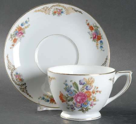 AIC13 Footed Cup & Saucer Set