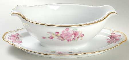 Rosemont Gravy Boat with Attached Underplate