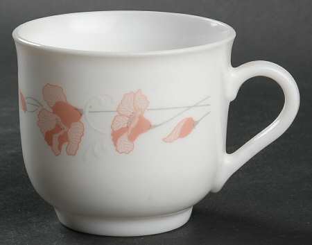 Linette Footed Cup