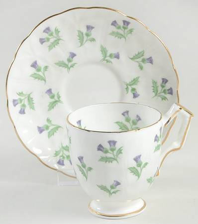 AYN33 Footed Demitasse Cup & Saucer Set