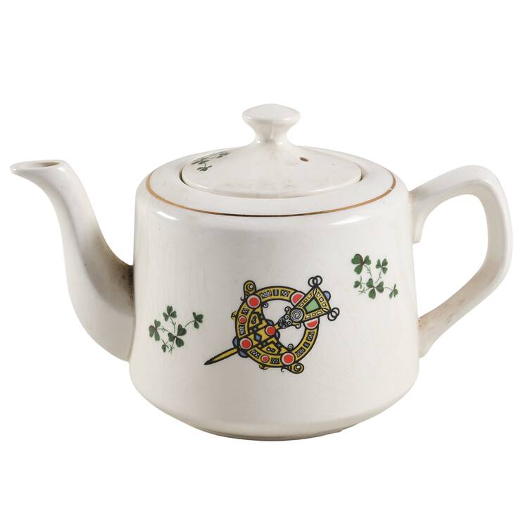 6270 Teapot & Lid