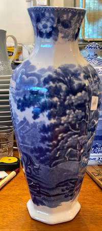 Cattle Scenery Blue (No Trim, Smooth) 10" Vase