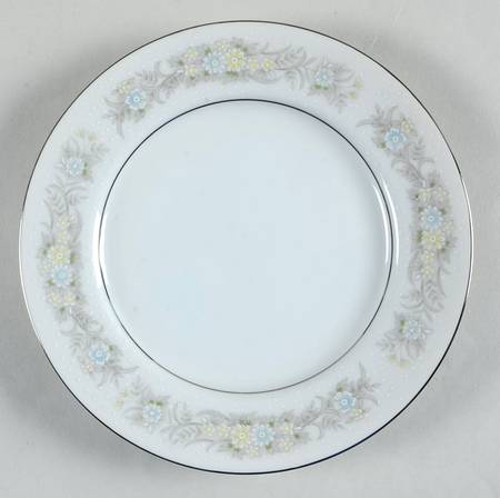 La Petite Fleur Salad Plate