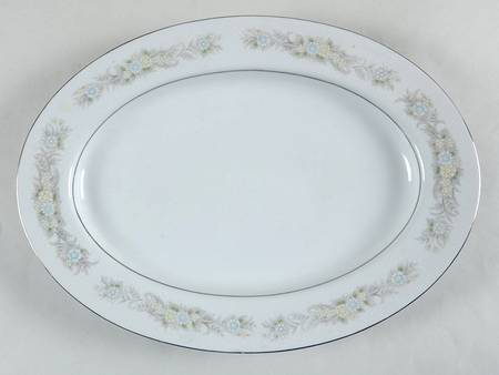 La Petite Fleur 12" Oval Serving Platter