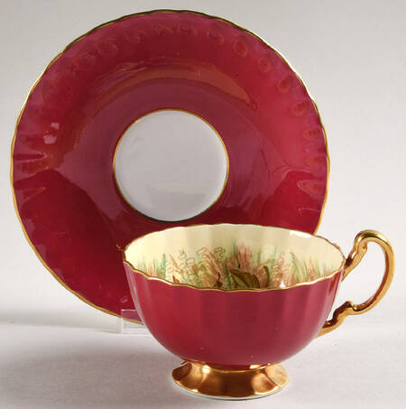 1034 Magenta Footed Cup & Saucer Set