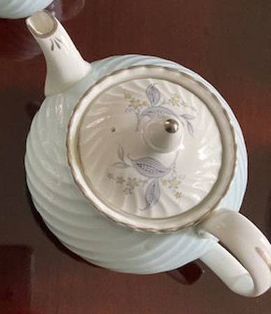 Adelphi Teapot & Lid