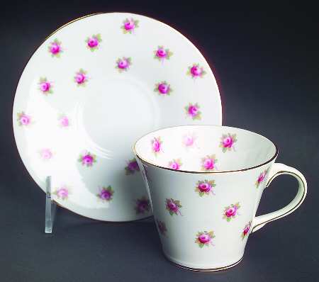 Hathaway Flat Cup & Saucer Set