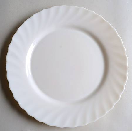Trianon Ivory Dinner Plate
