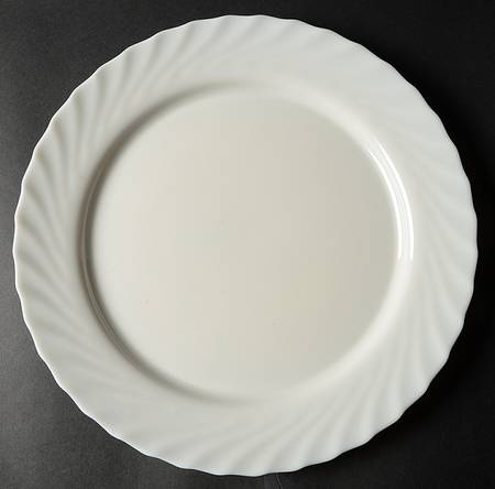 Trianon Ivory 12" Chop Plate (Round Platter)