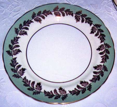 8154 Green Dinner Plate