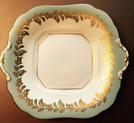 8154 Green Square Handled Cake Plate