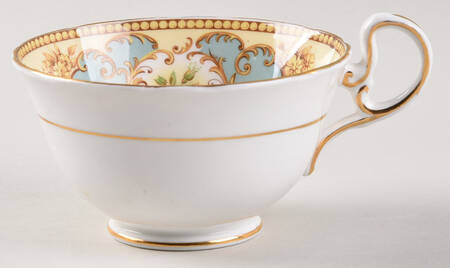 C1185 Footed Cup