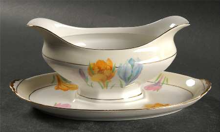 ACC5 Gravy Boat with Attached Underplate