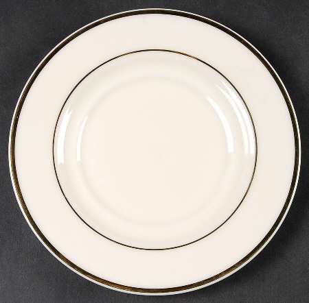 New Elegance Saucer
