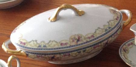 ALT155 Oval Covered Vegetable