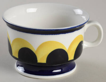 ARA50 Footed Cup