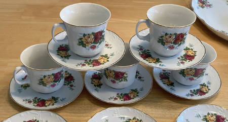 APO2 Flat Cup & Saucer Set