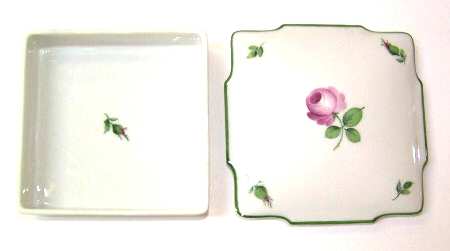 Vienna Rose Square Box with Lid