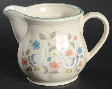 ACJ2 Creamer by Action (Japan)