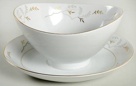 Woodmere Gravy Boat with Attached Underplate
