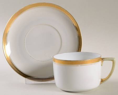 ALT172 Flat Cup & Saucer Set
