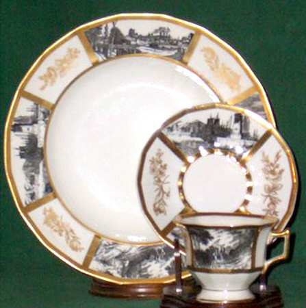 HRO35 Footed Cup & Saucer Set
