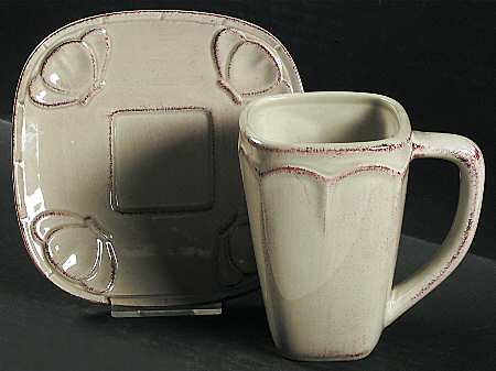 Tranquility Ivory Mug & Saucer Set (Normal Mug)