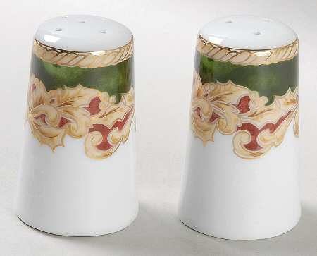 Noel Salt & Pepper Set