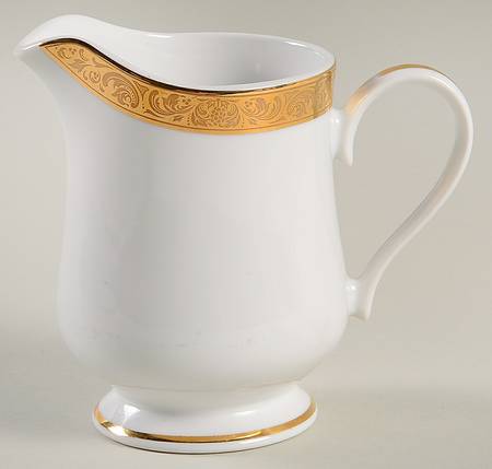 Windsor Gold Creamer